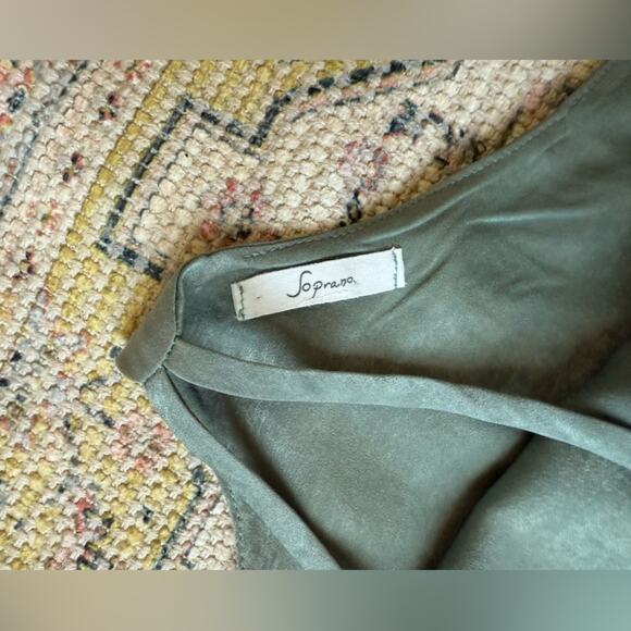 Soprano High Neck Shift Midi Dress in Sage Green Women’s size Small Racer Back - Picture 7 of 8